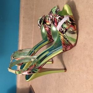 Chinese Laundry High Heels 7 1)2